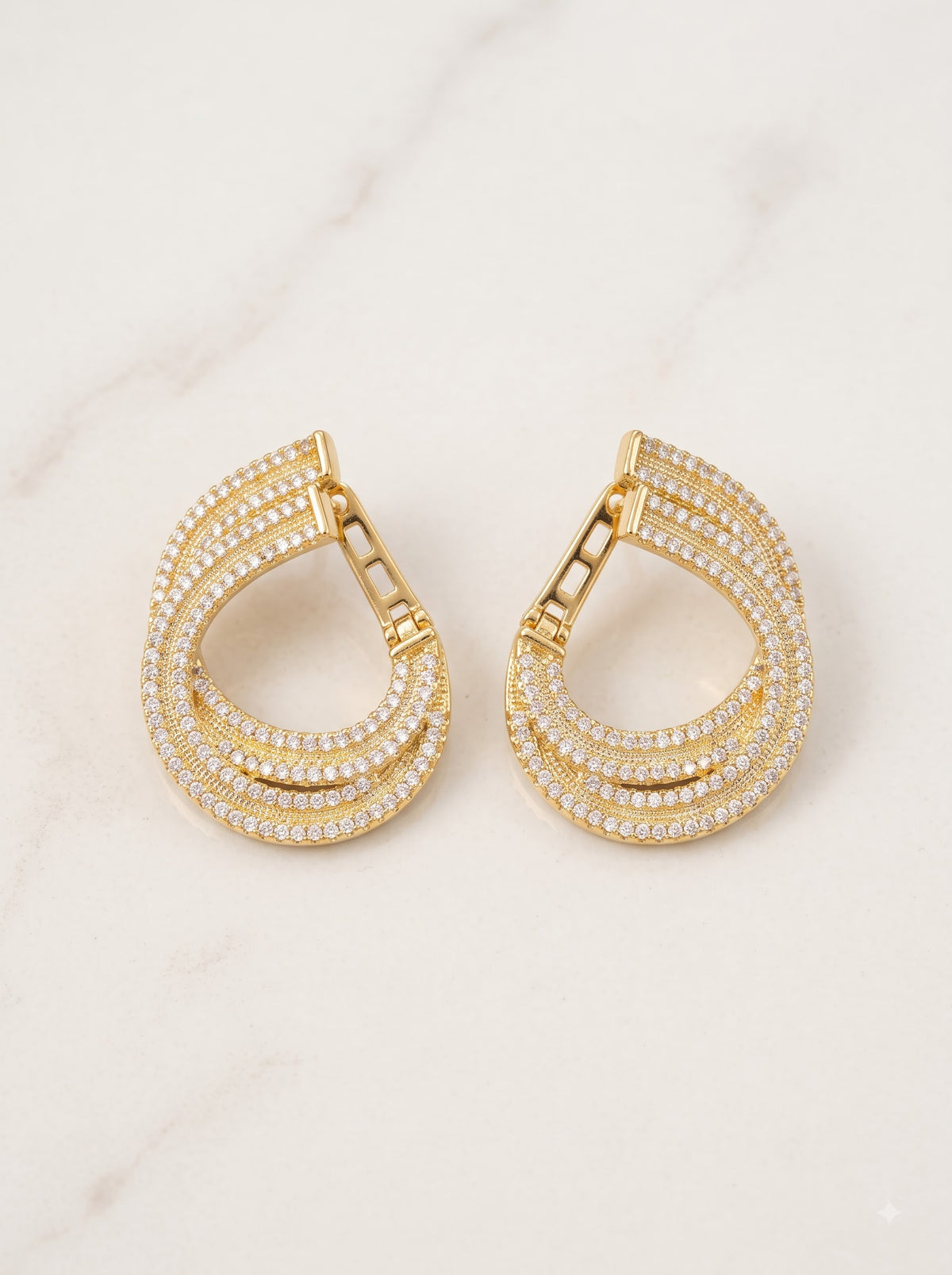 The Aura Gilded Hoop