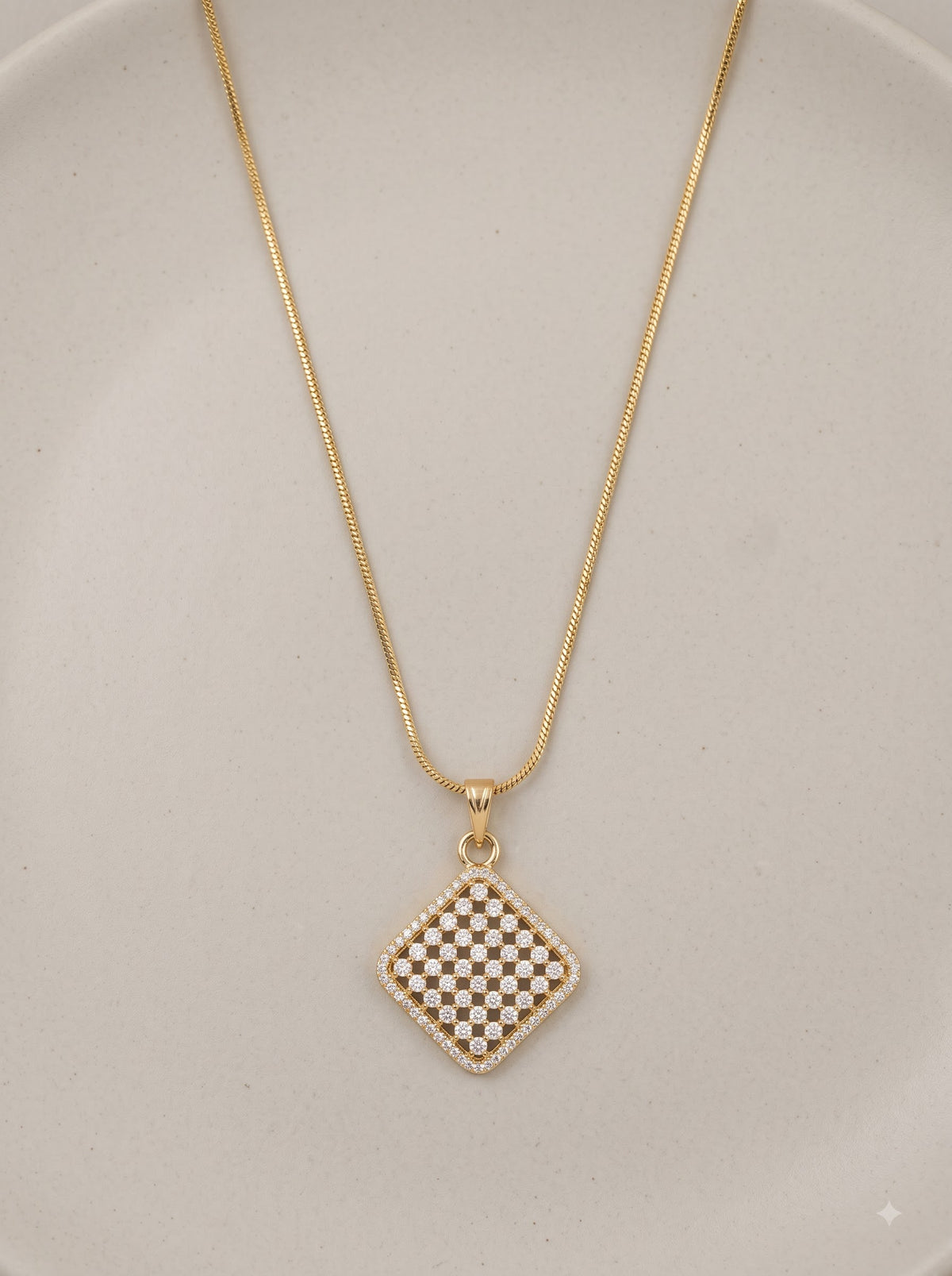 Quadrant Gold Solitaire Pendant