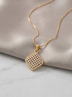 Quadrant Gold Solitaire Pendant