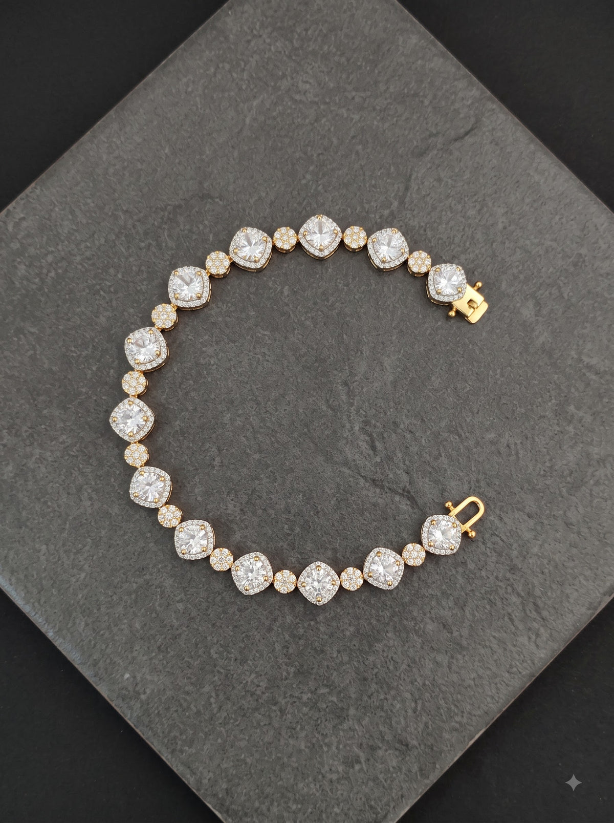 Luminous Geometric Gold Bracelet