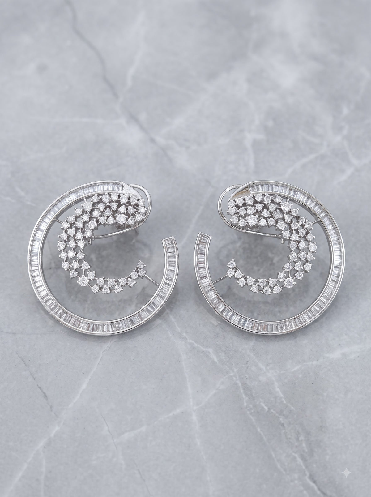 The Stellar Circle Stud