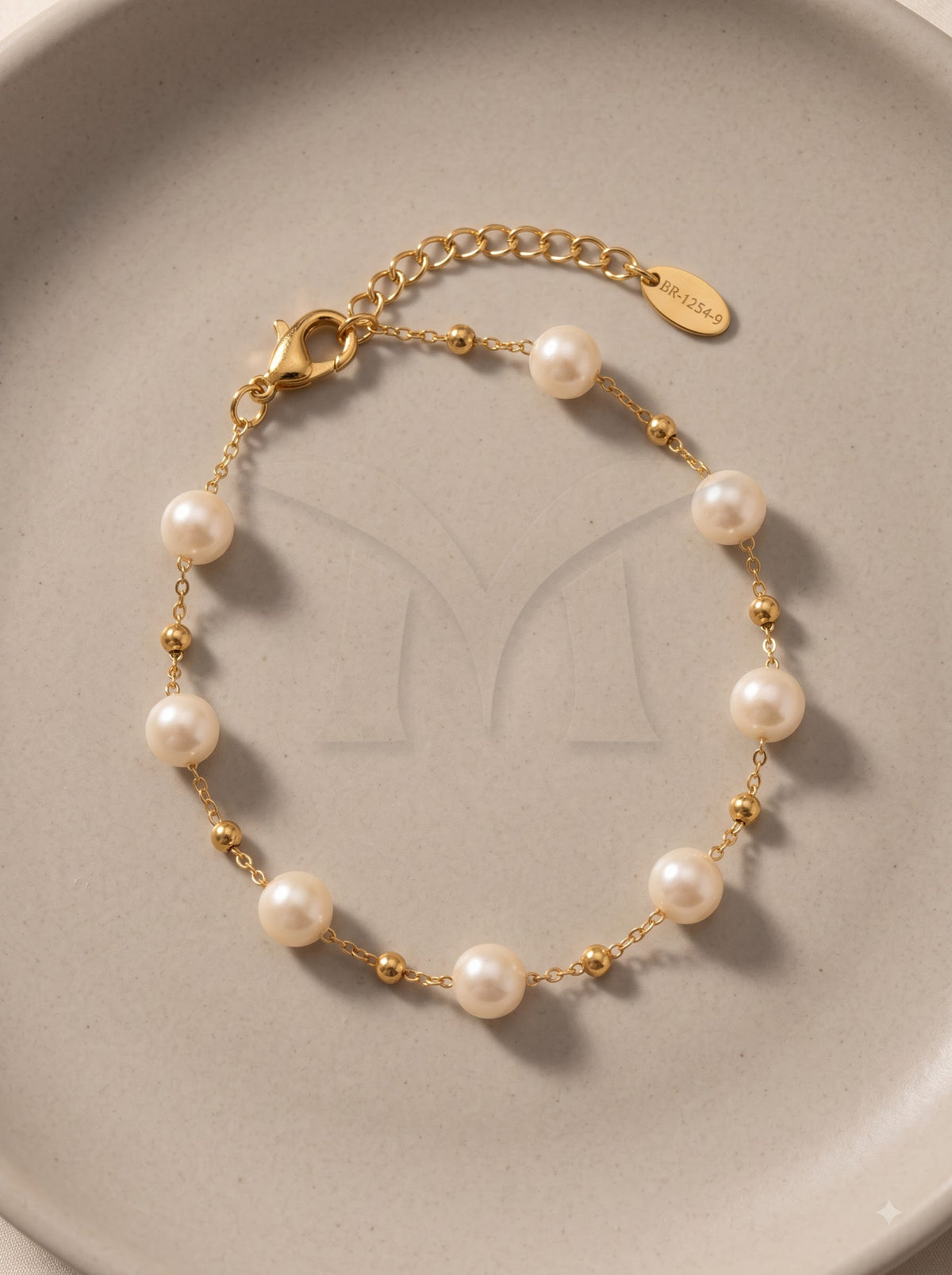 Lustre Pearl Link Bracelet