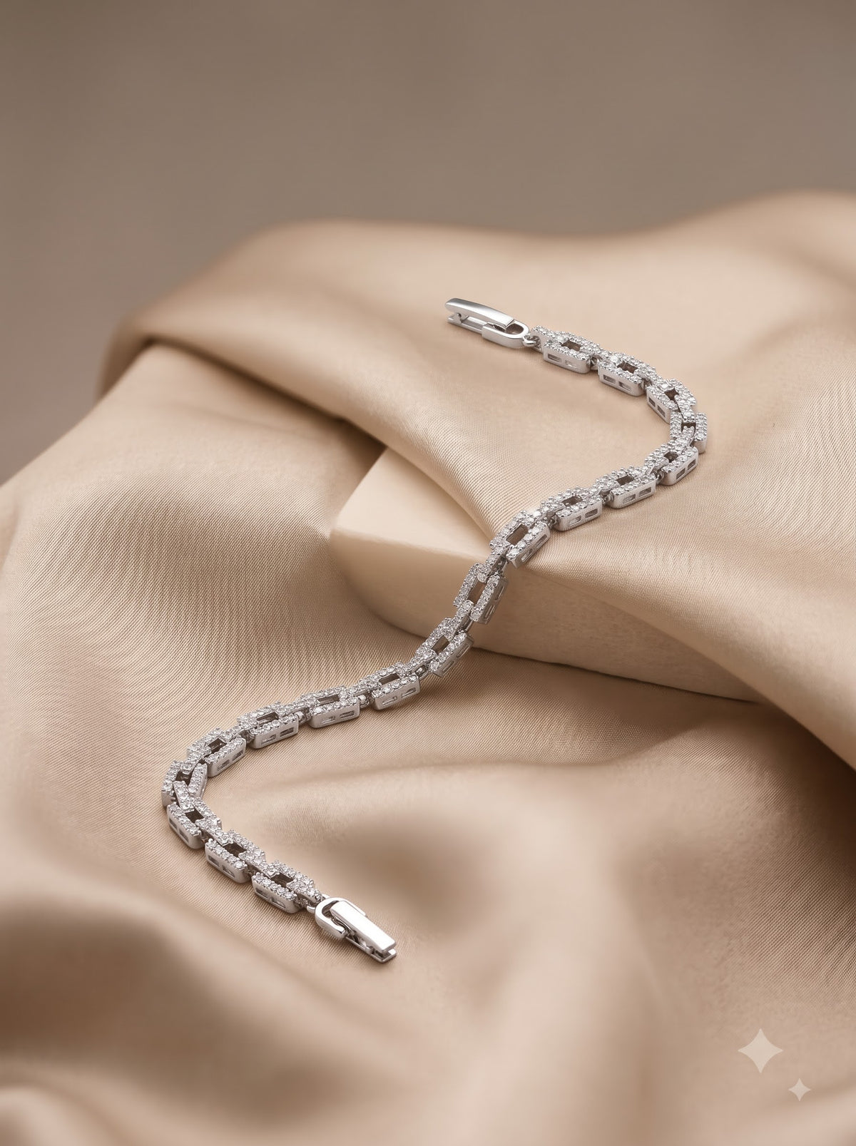 Sparkling Stellar Link Bracelet